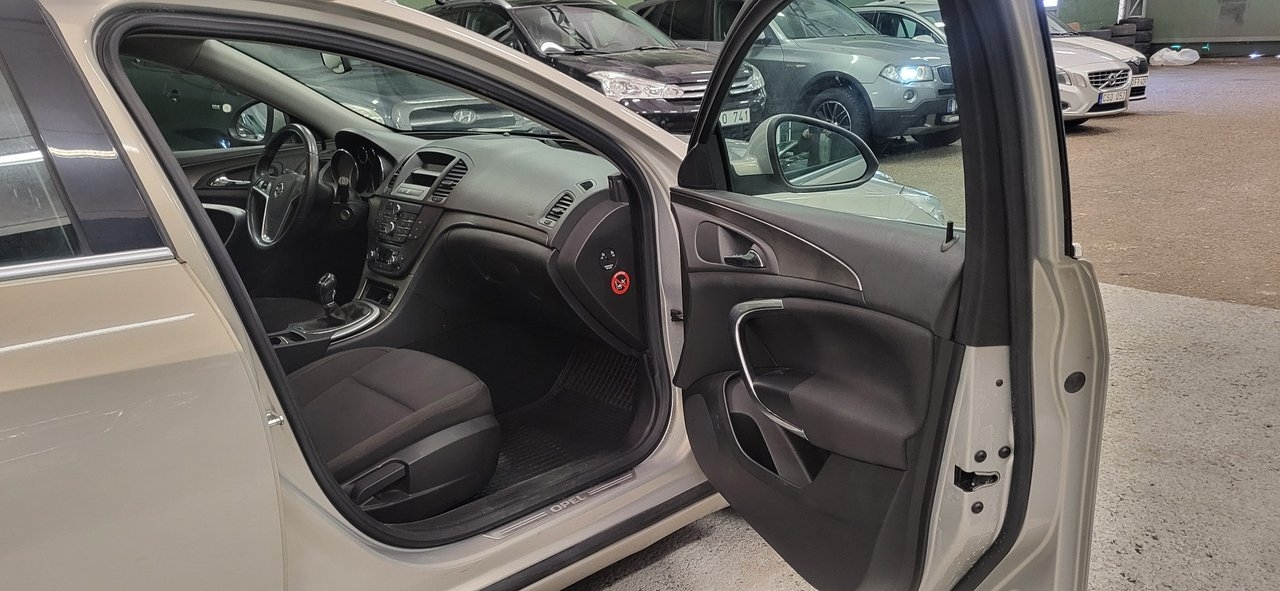 Opel Insignia 2010, bild 7/10
