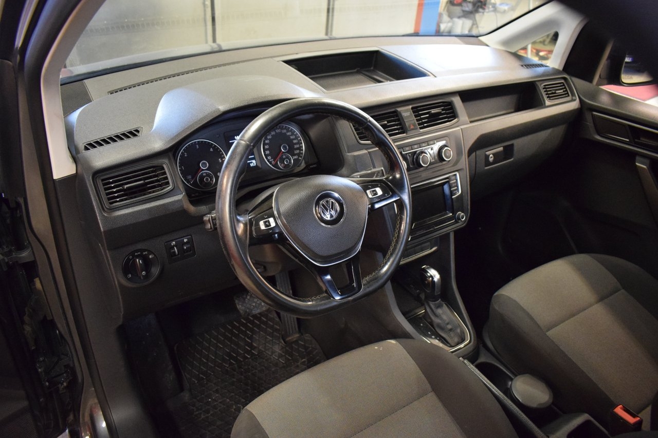Volkswagen Caddy Maxi 2016, photo 6/14