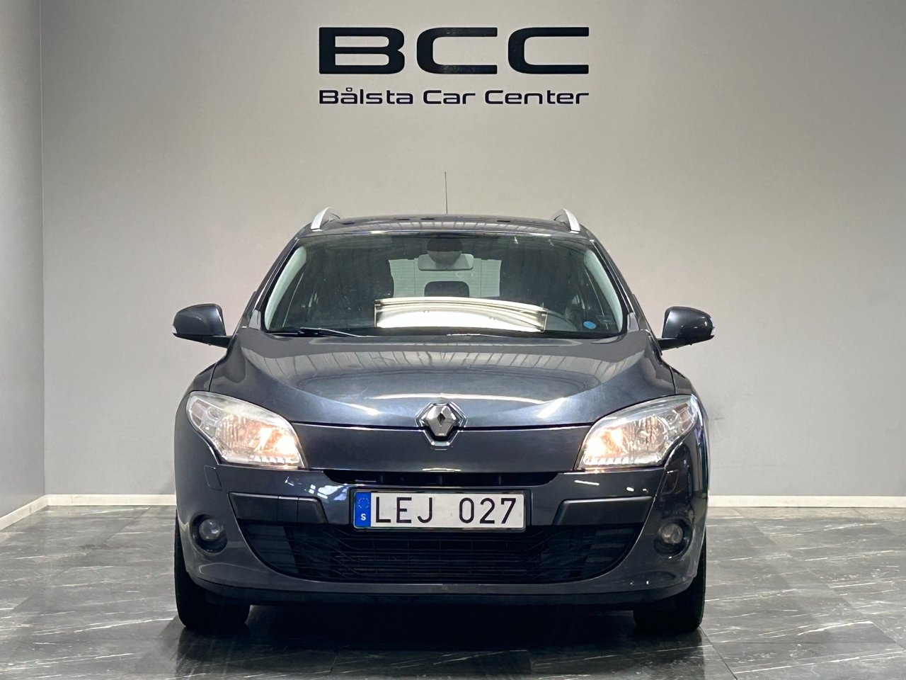 Renault Megane 2011, bild 2/10