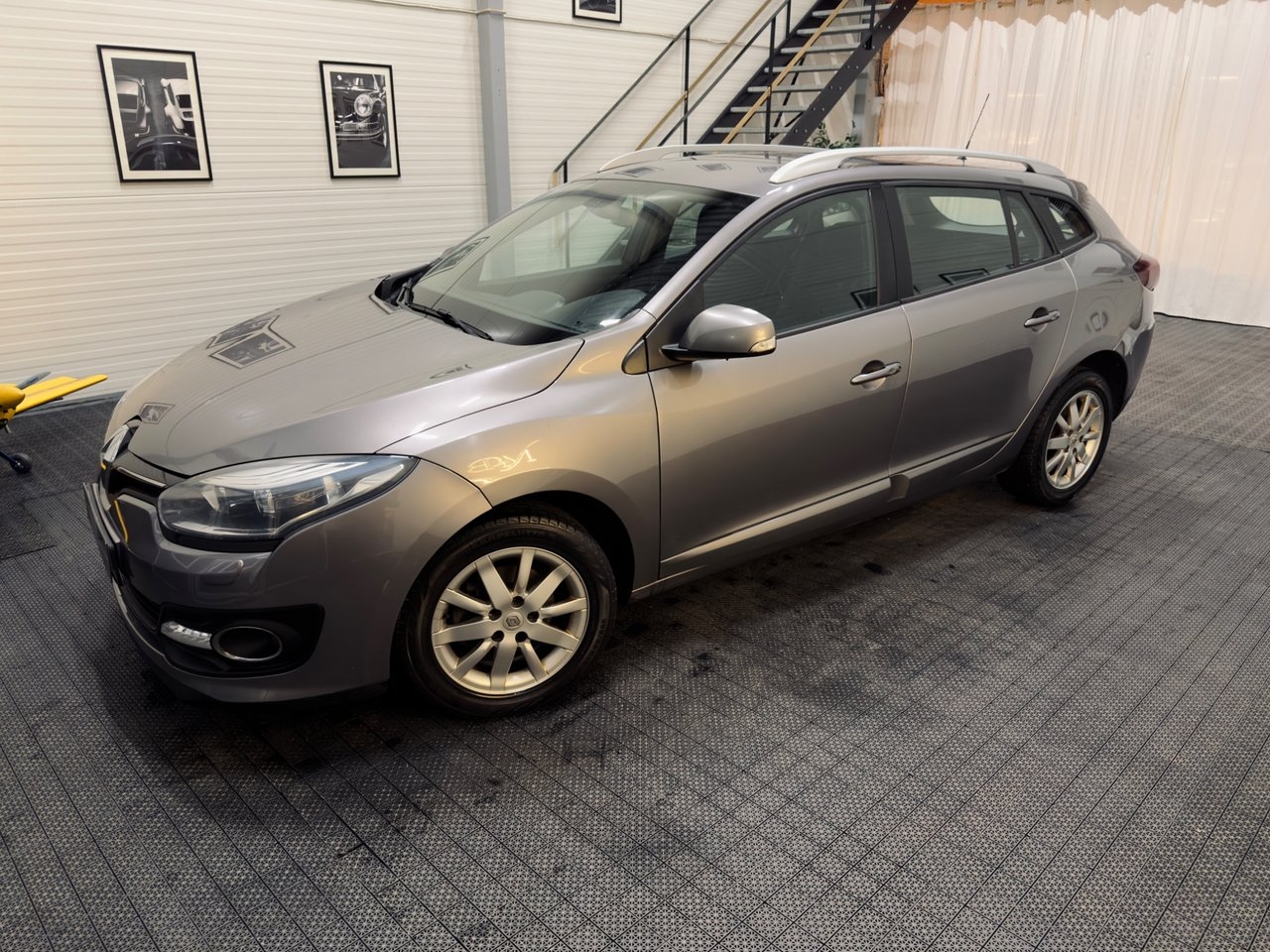 Renault Megane 2015, bild 6/24