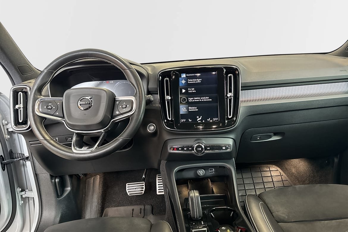 Volvo XC40 D4 AWD R-Design 2020, photo 5/23