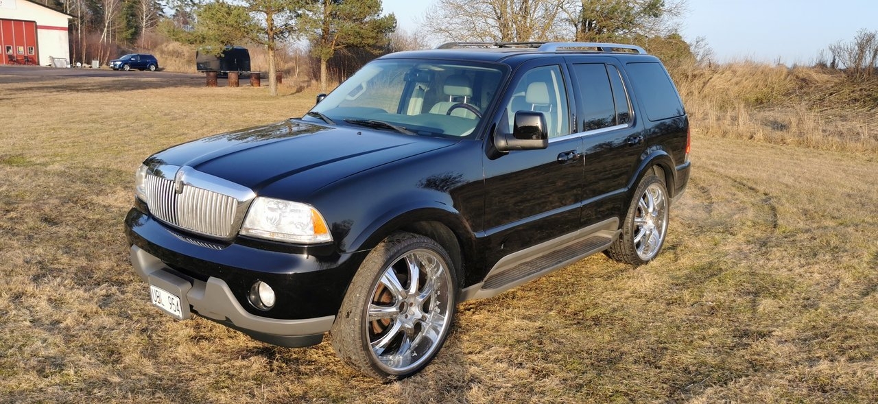 Lincoln Aviator