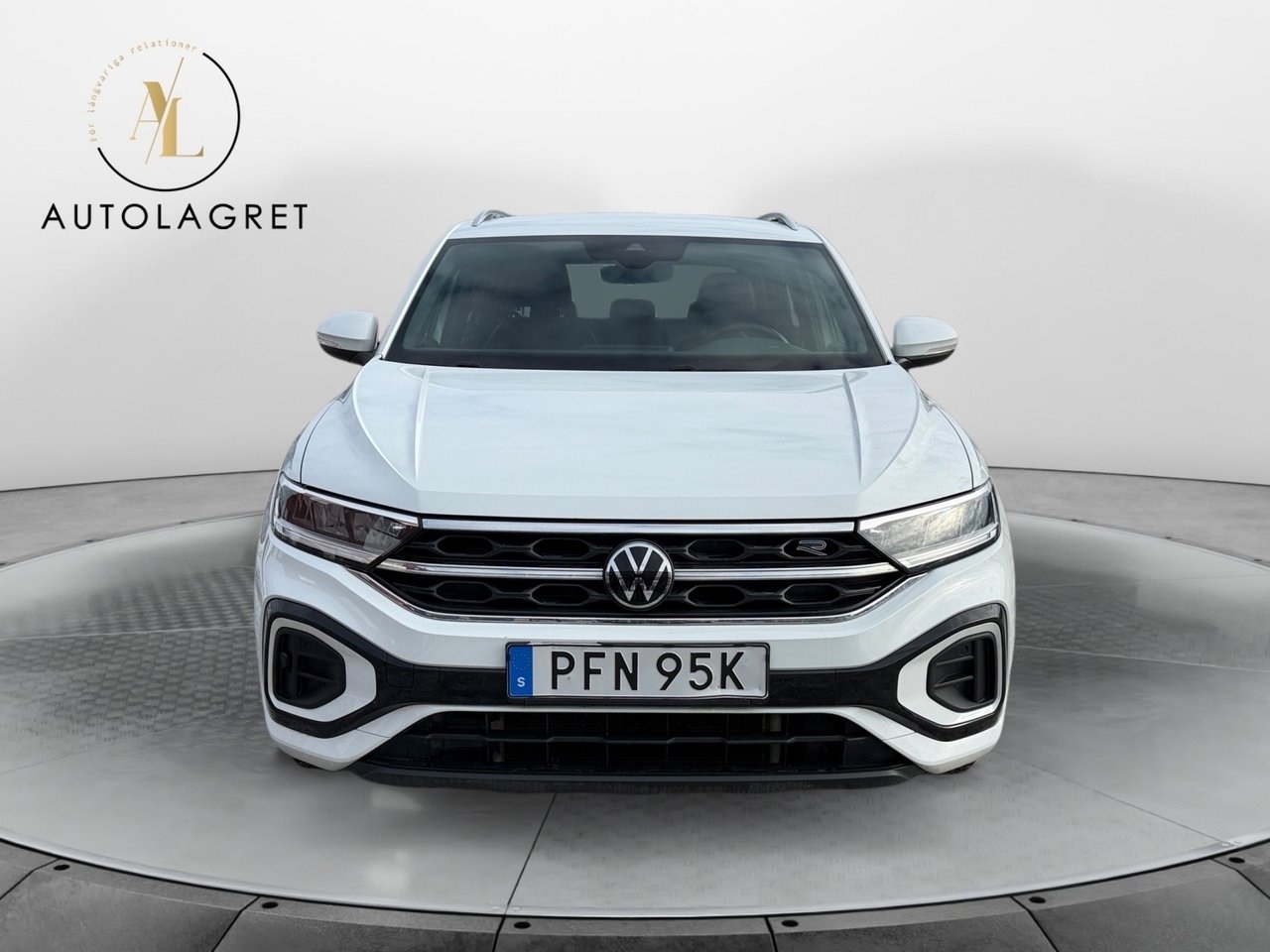 Volkswagen T-Roc 2022, photo 3/10