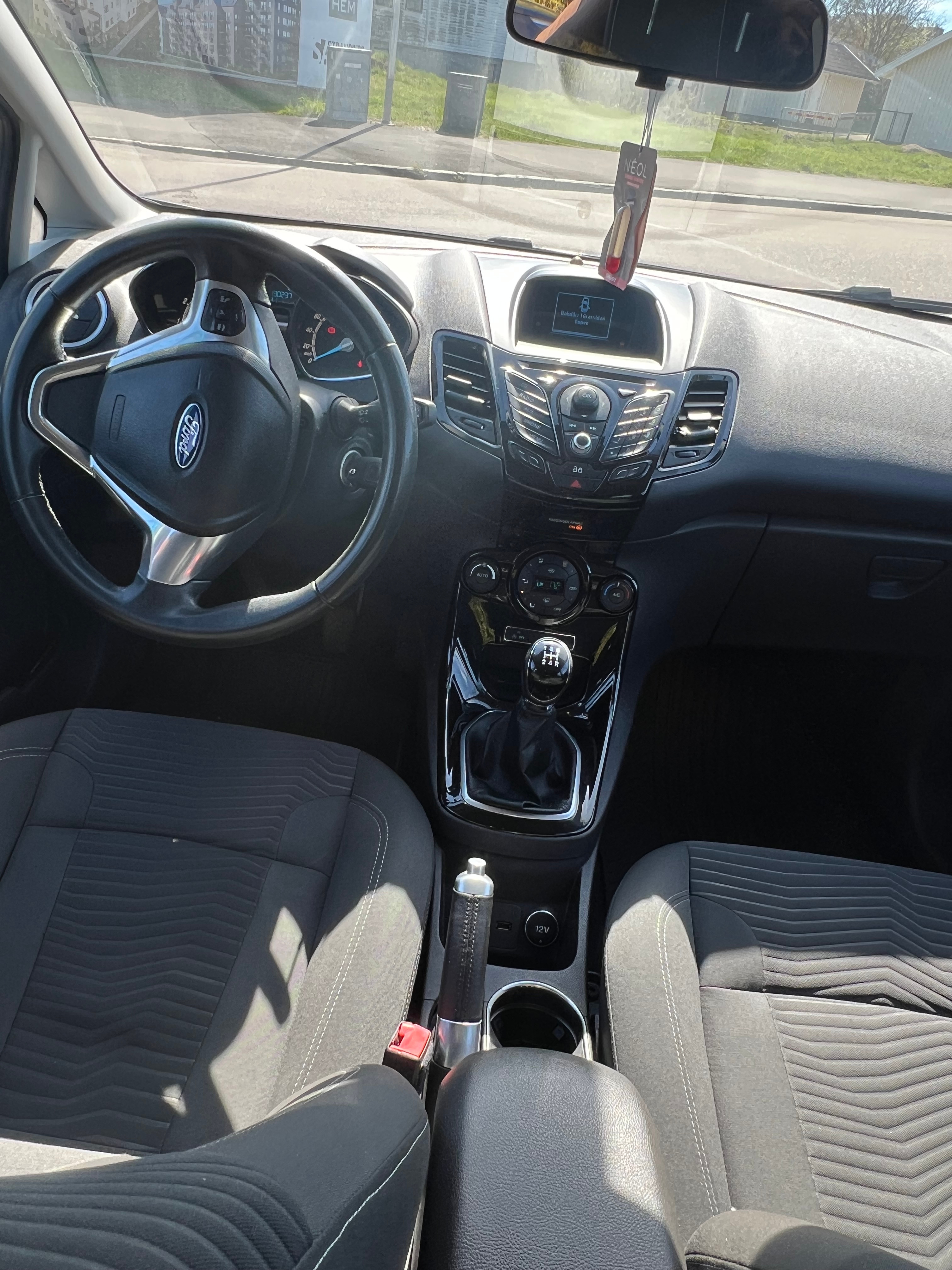Ford Fiesta 2013, bild 5/7