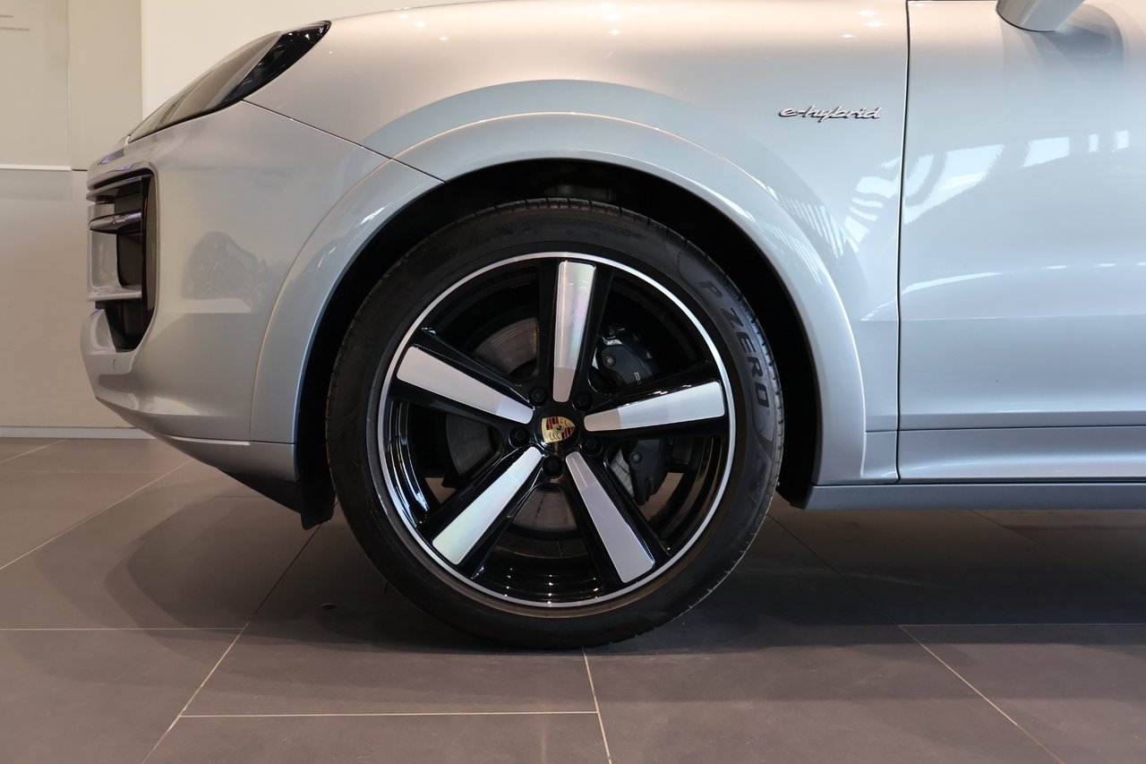 Porsche Cayenne 2024, kuva 4/10