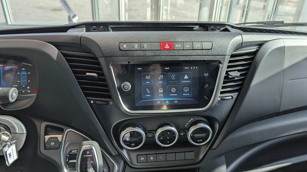 Iveco Daily Skåp + lyft 2026, bild 7/7