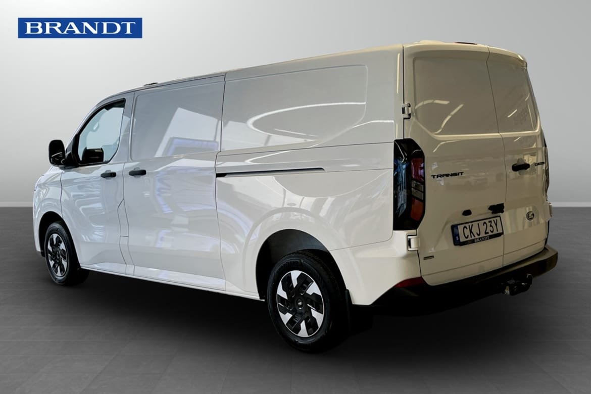Ford Transit Custom 2026, bild 2/8