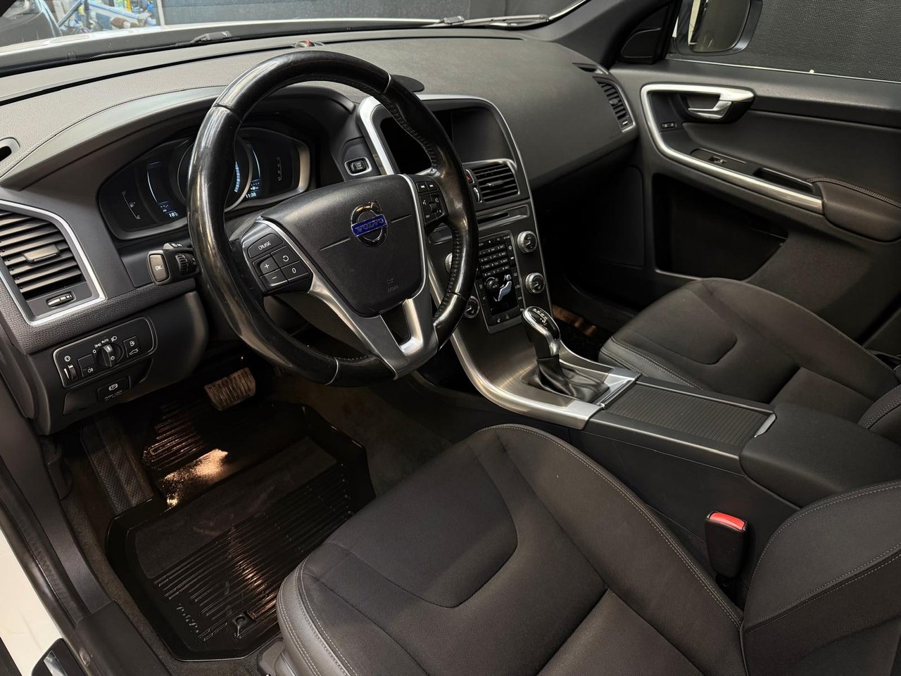 Volvo XC60 2015, bild 7/22