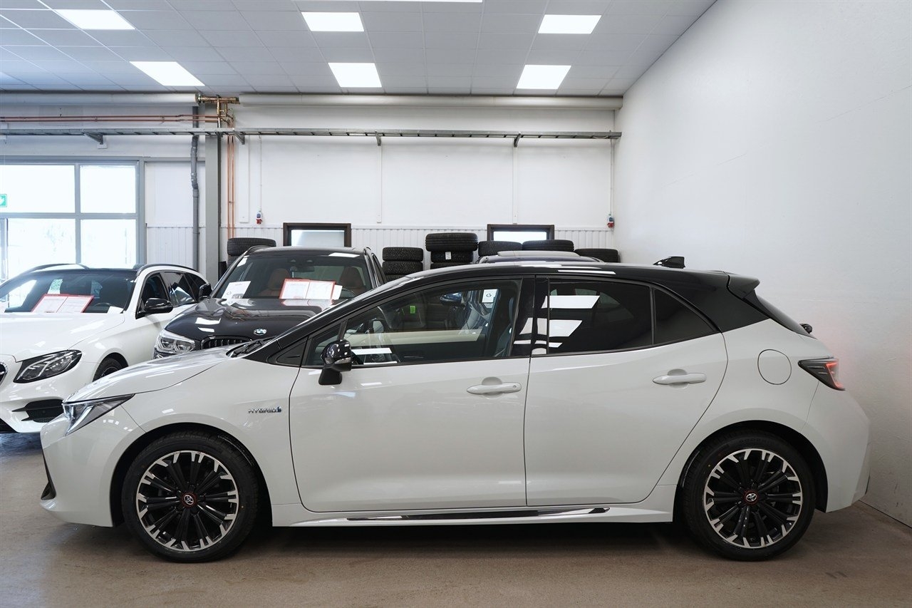 Toyota Corolla HYBRID GR SPORT 2020, bild 2/10