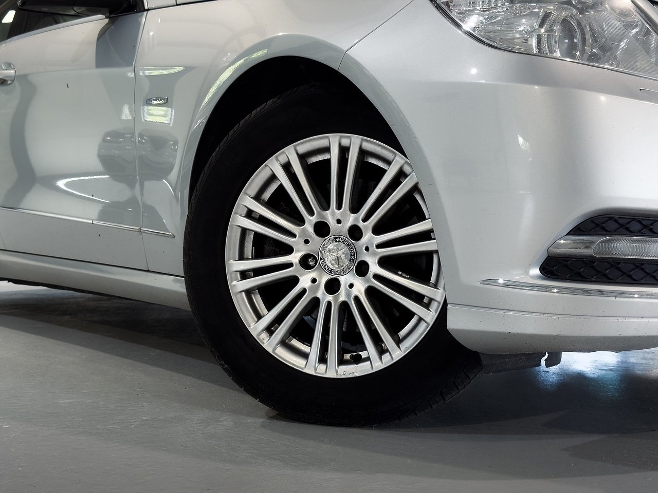 Mercedes-Benz E 2011, bild 4/25