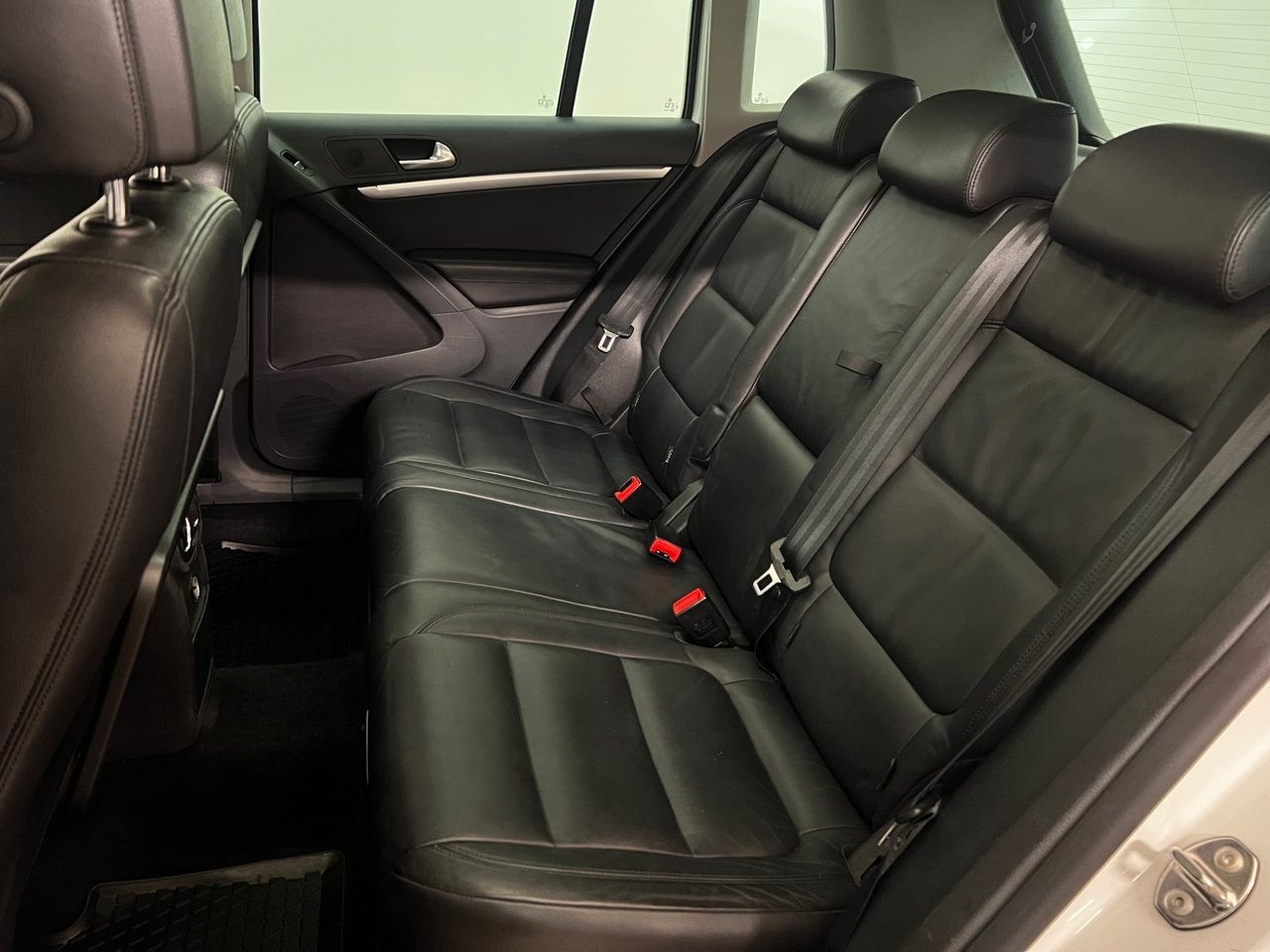 Volkswagen Tiguan 2012, bild 7/10