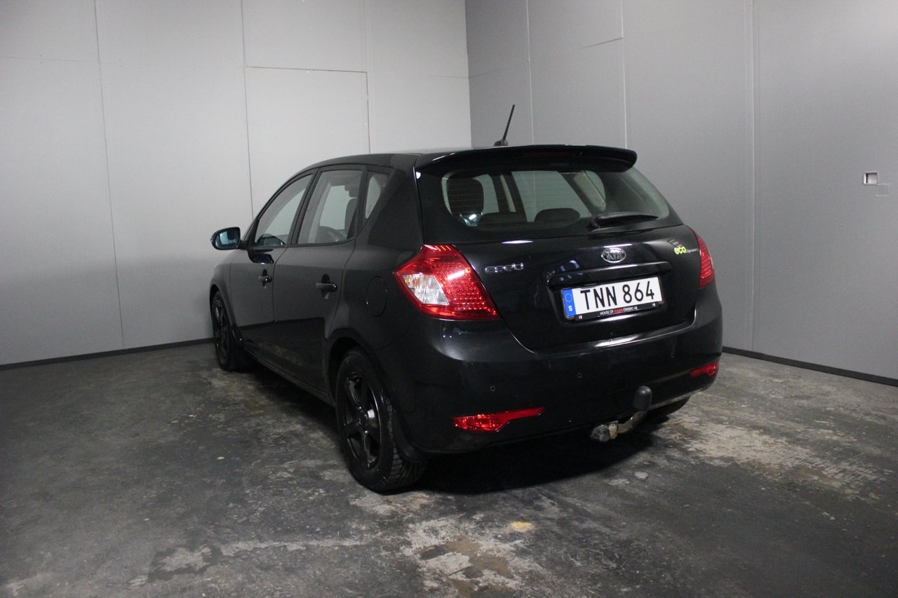 Kia Ceed 2012, bild 3/10