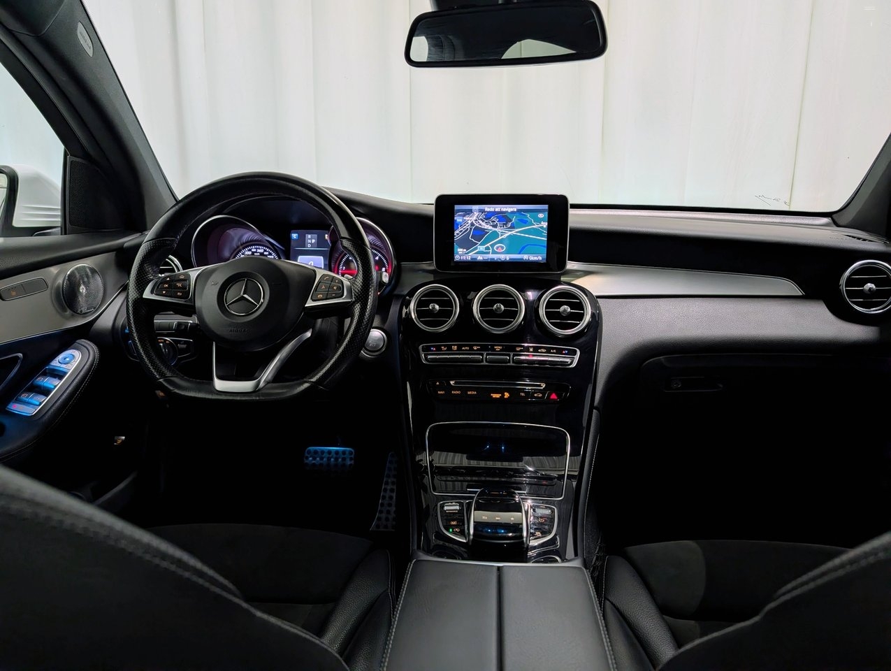 Mercedes-Benz GLC 2018, bild 7/10