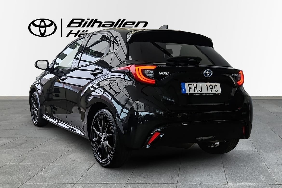 Toyota Yaris 1,5 HYBRID 5D Style 2023, bild 2/10