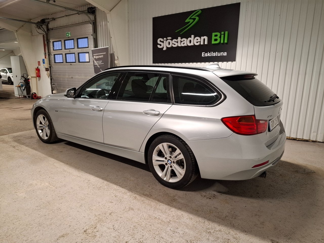 BMW 320 2015, bild 3/10