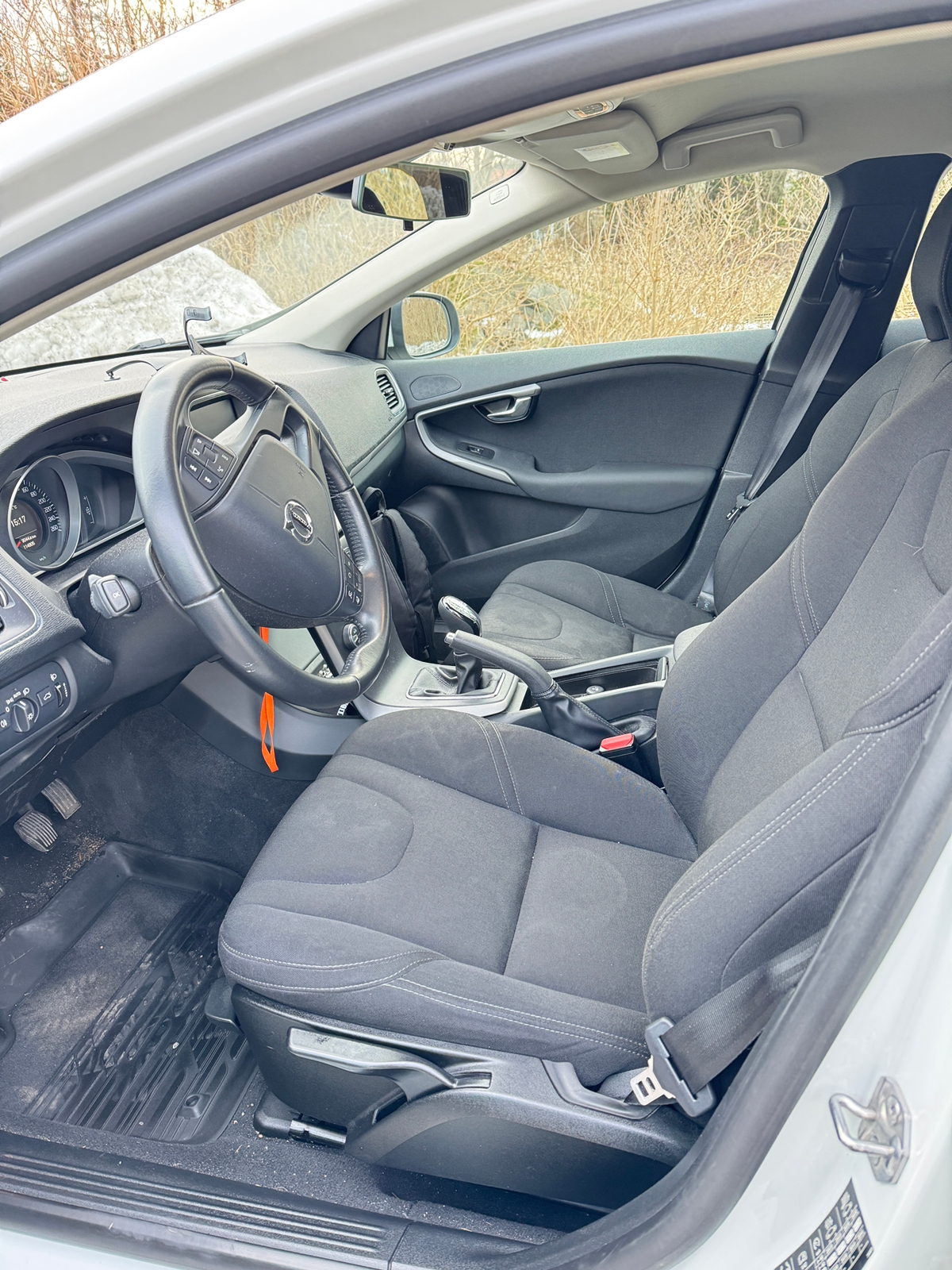 Volvo V40 T3 Manuell 2018, bild 5/6
