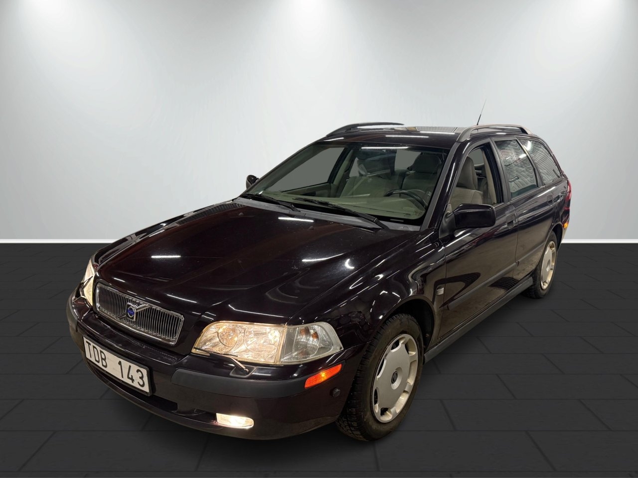 Volvo V40 2.0T - MoKv-SoV 2002, bild 2/10