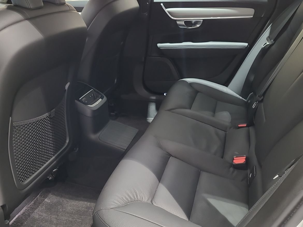 Volvo V90 T6 Plus Dark Nordic Edition 2026, photo 6/19