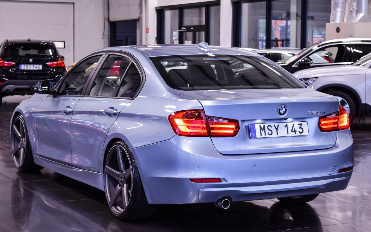 BMW 320 d Sedan Steptronic Euro 5 2012, bild 7/10