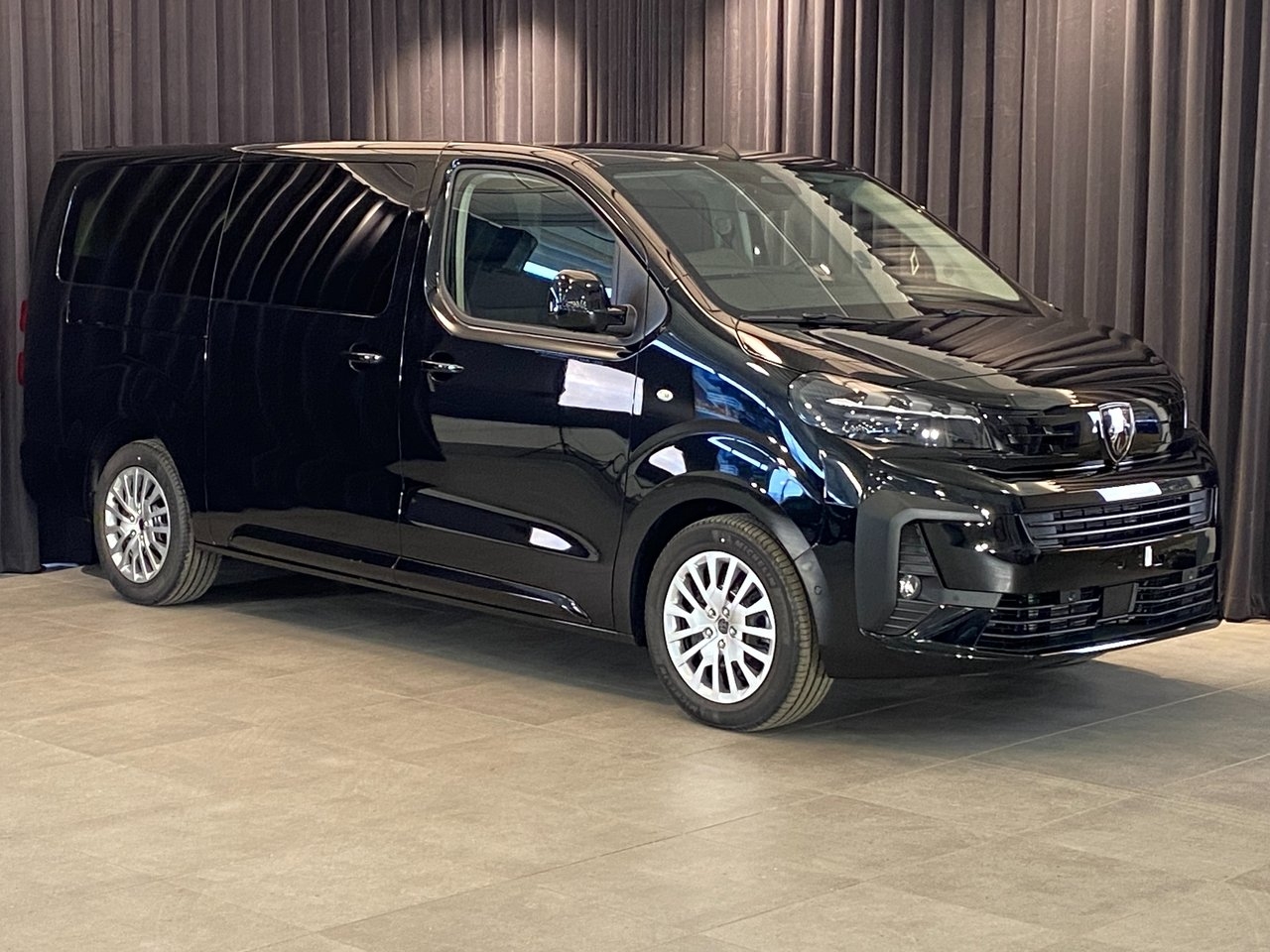 Peugeot Traveller