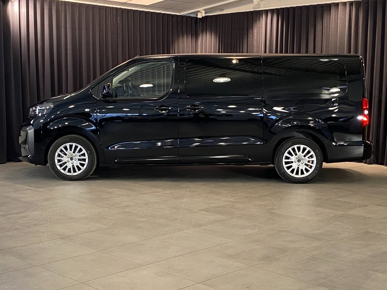 Peugeot Traveller 2026, kuva 5/10