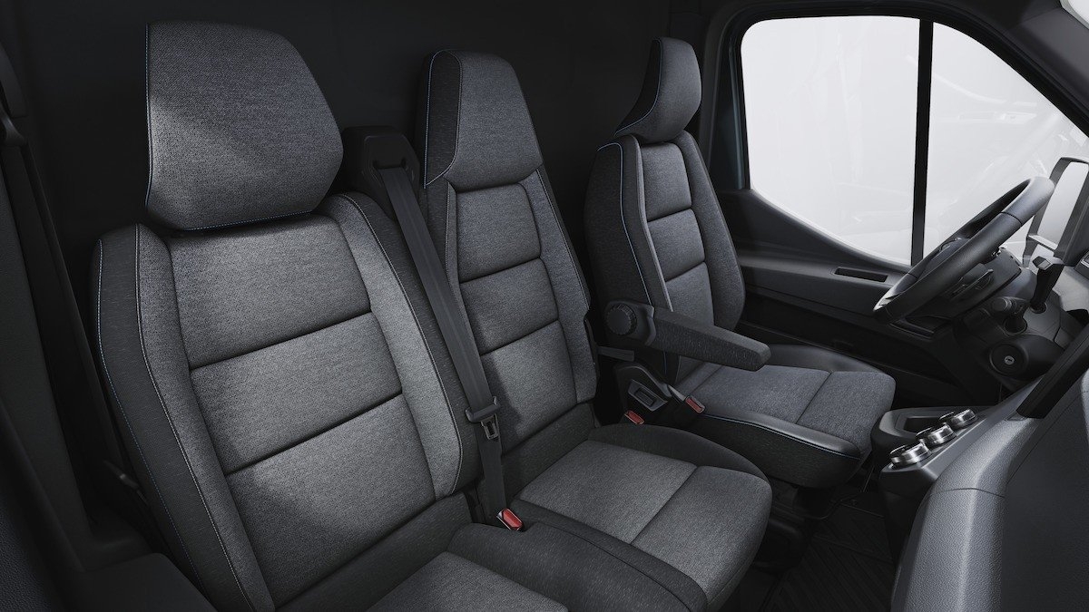 Renault Master E-Tech L2H2 87kWh 2024, bild 2/7