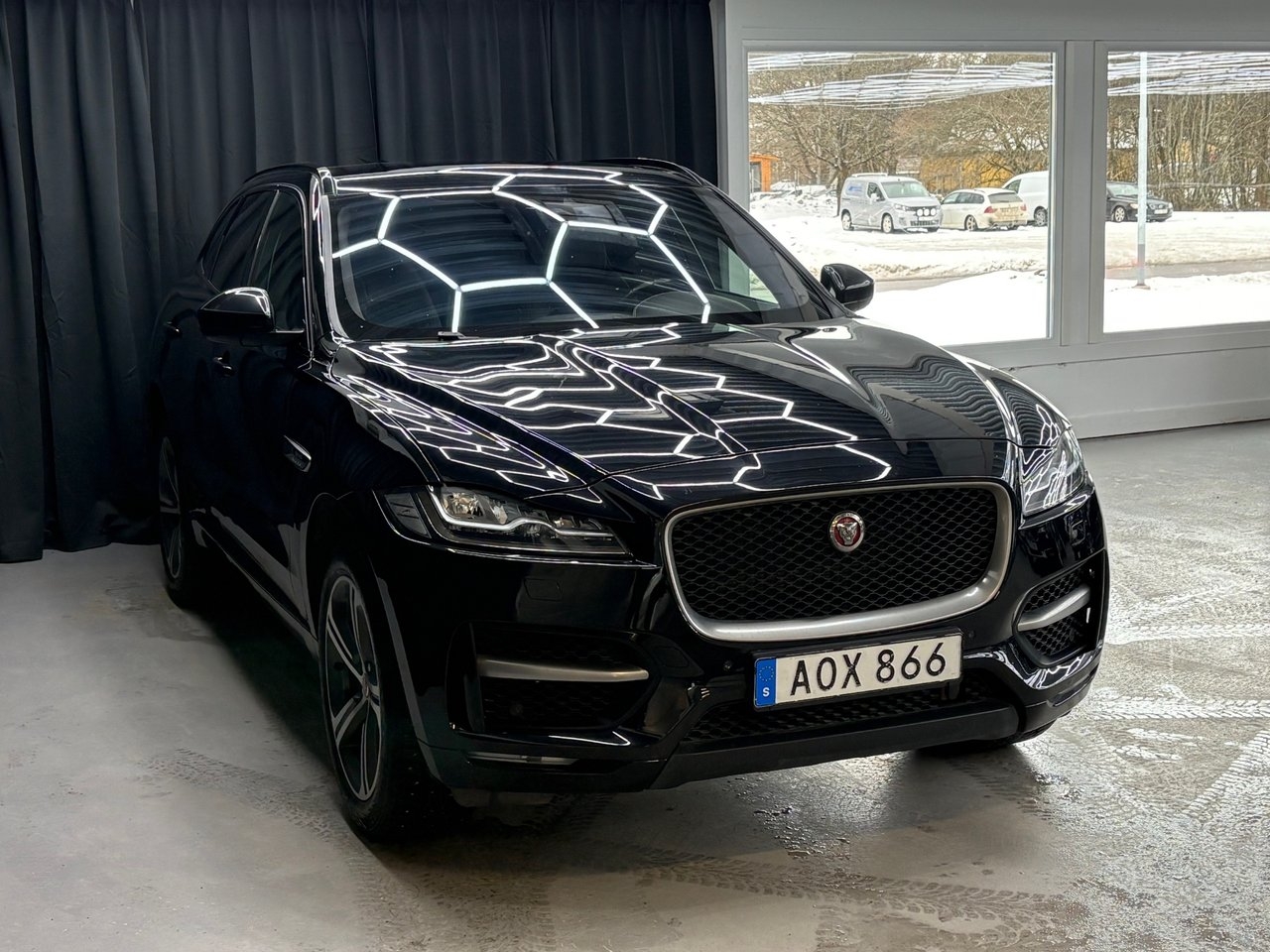 Jaguar F-Pace 2019, bild 2/10