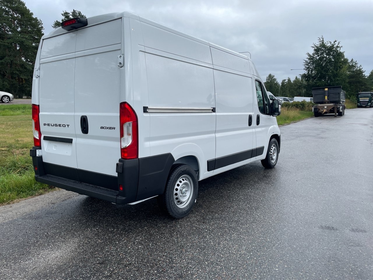 Peugeot Boxer BlueHDi 140hk Automat L2H2 2026, bild 4/8