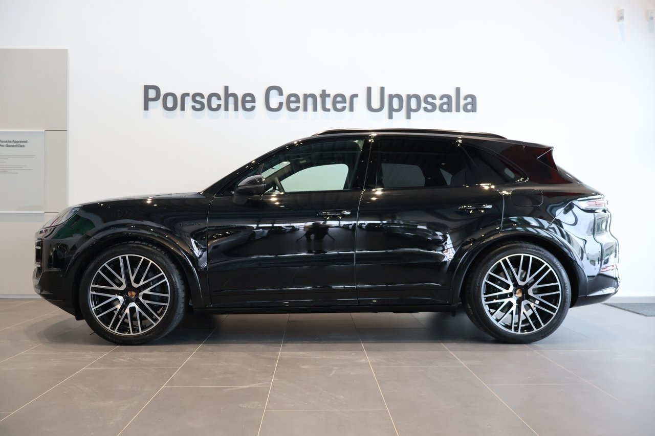 Porsche Cayenne E-Hybrid 2026, photo 2/10