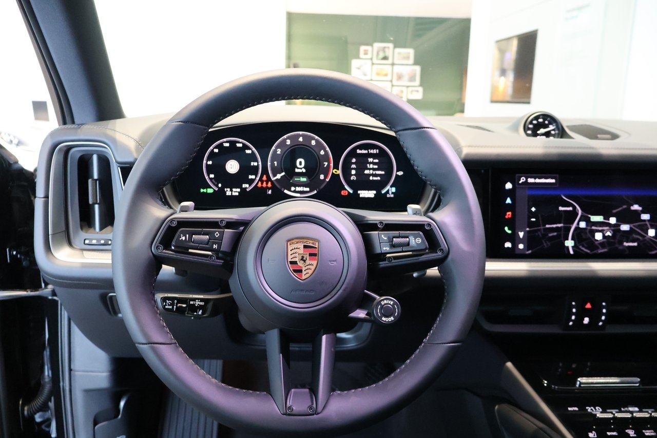 Porsche Cayenne E-Hybrid 2026, photo 6/10
