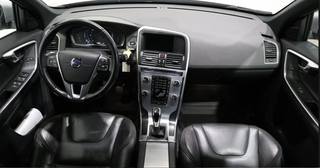 Volvo XC60 2016, kuva 3/10
