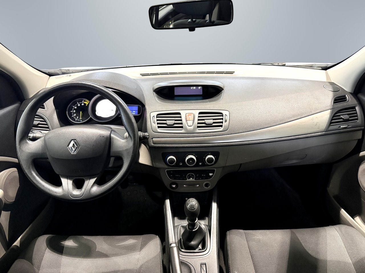 Renault Megane 2011, photo 7/7