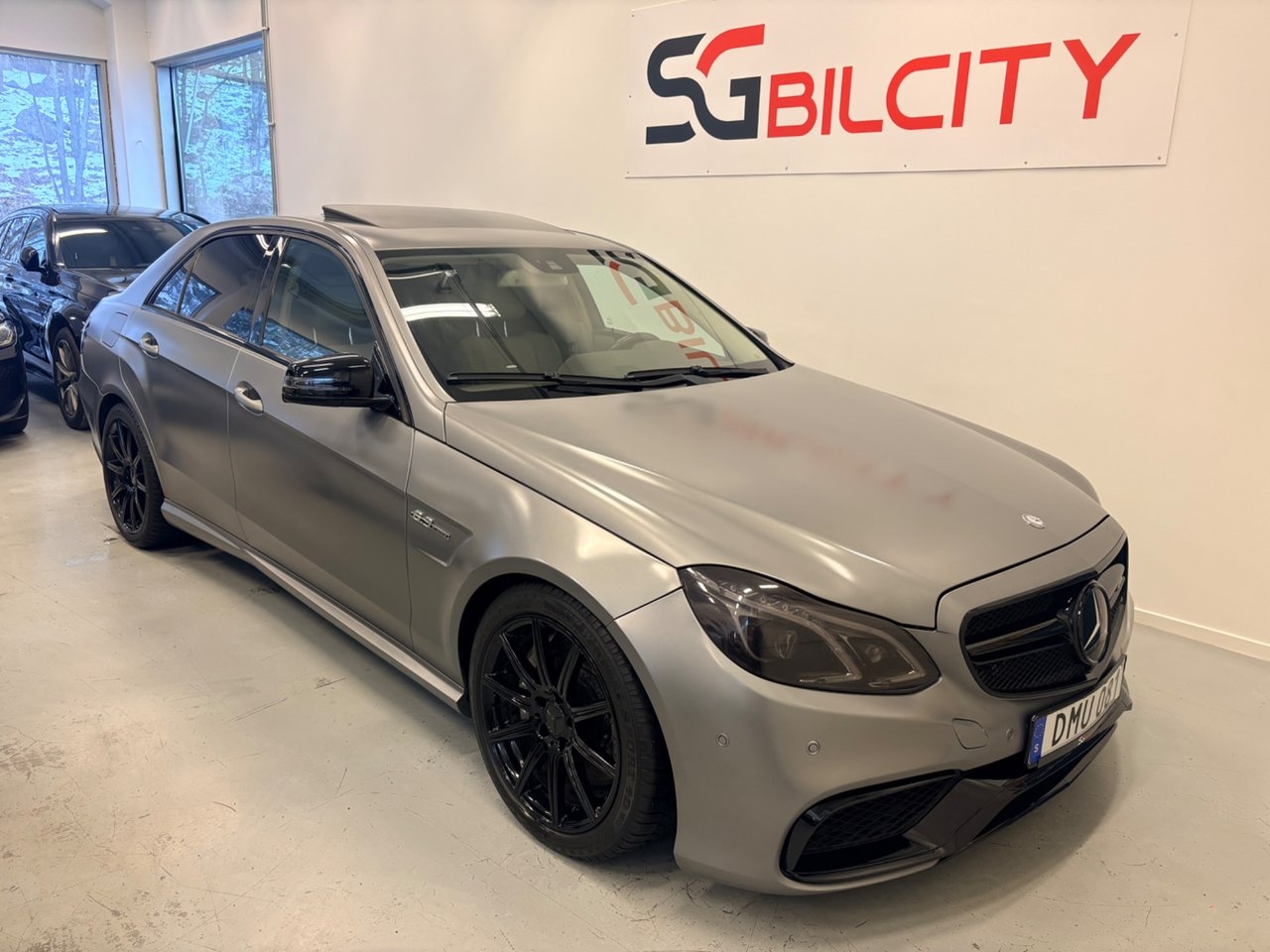 Mercedes-Benz E