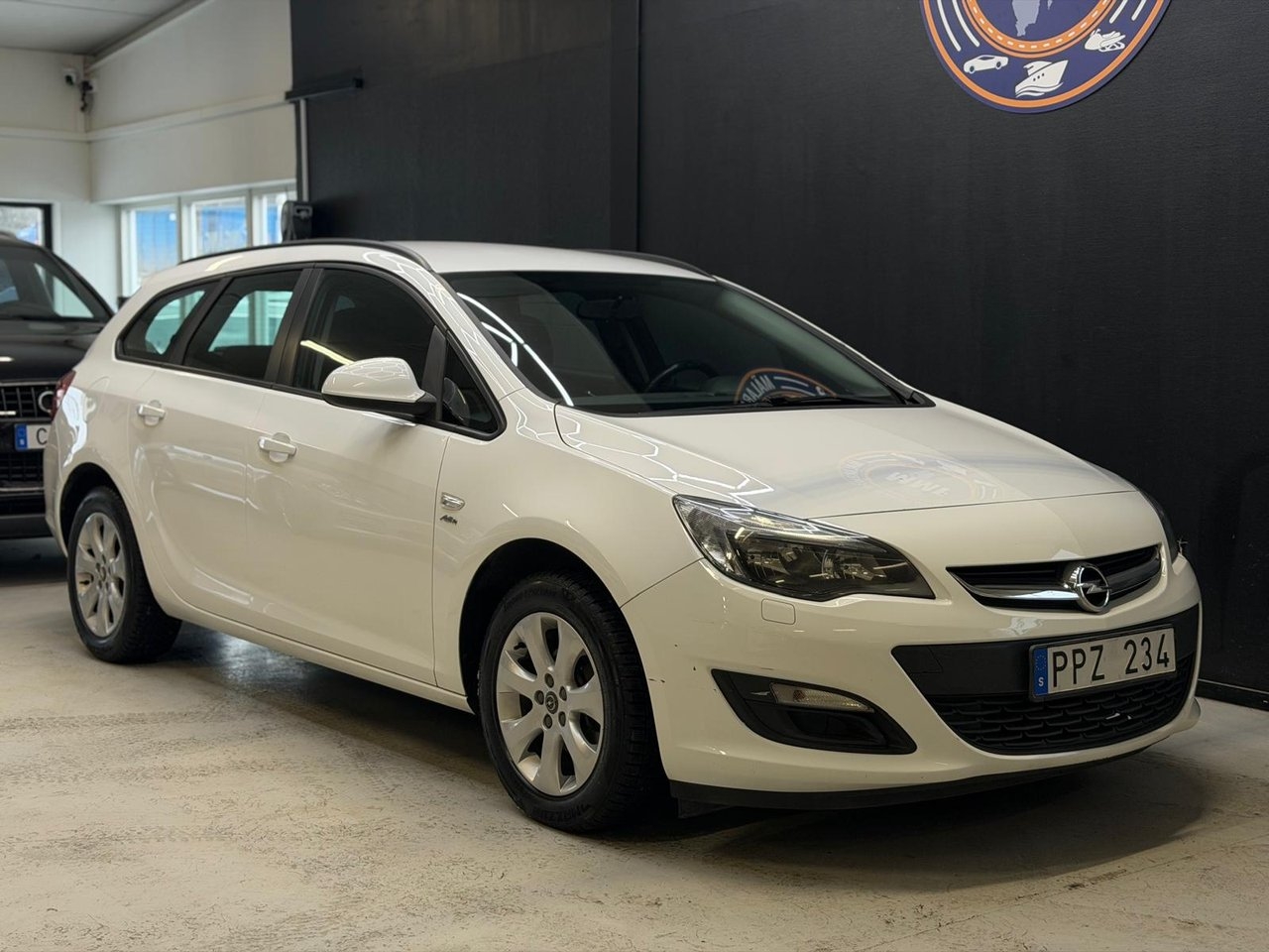 Opel Astra 2014, bild 2/10