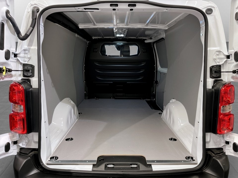 Peugeot Expert BlueHDi 150hk Automat L3 2026, bild 7/8