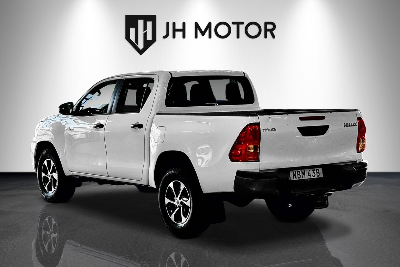 Toyota HiLux 2020, bild 5/16