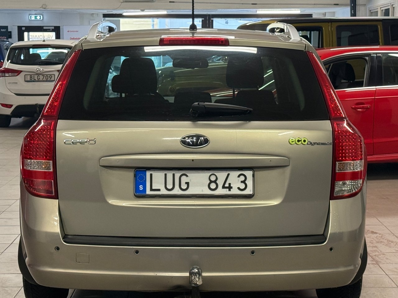 Kia Ceed cee'd_sw 1.6 CRDi ECO 2012, kuva 5/10