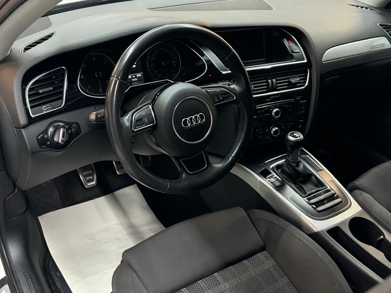 Audi A4 2015, kuva 7/10