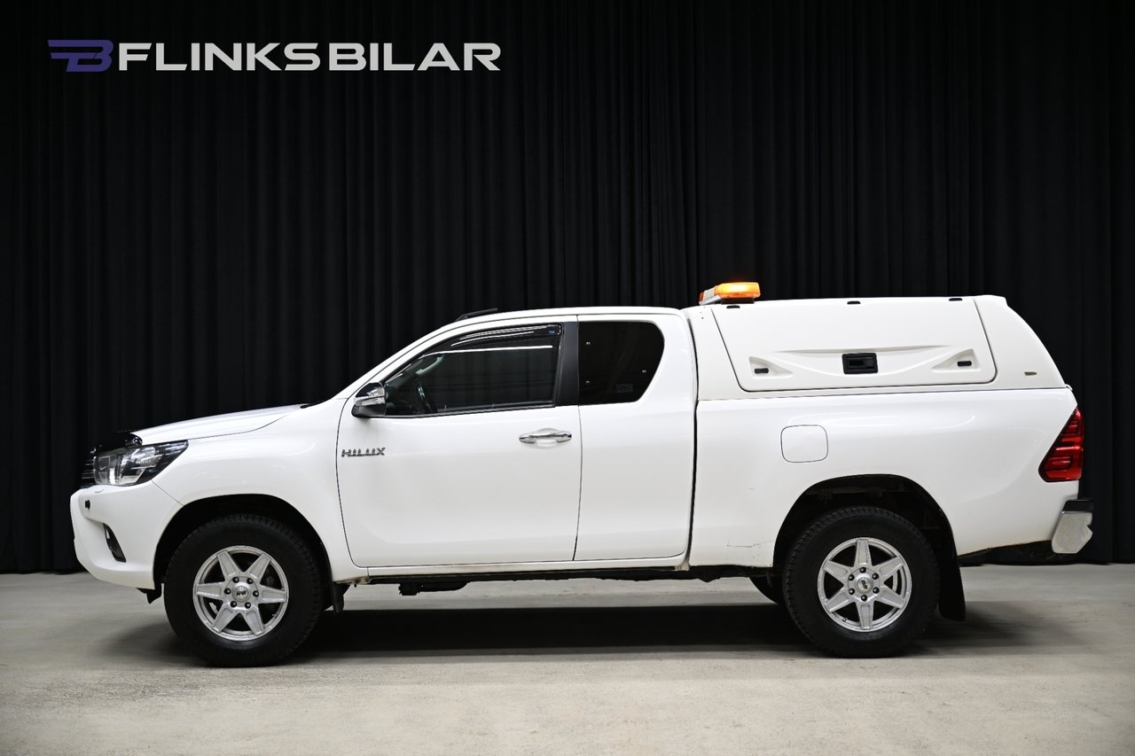 Toyota HiLux 2.4 AWD 150HK Kåpa 2017, bild 2/31