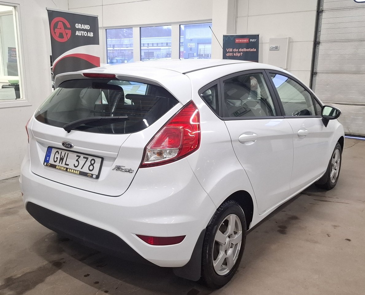 Ford Fiesta 2015, kuva 4/20
