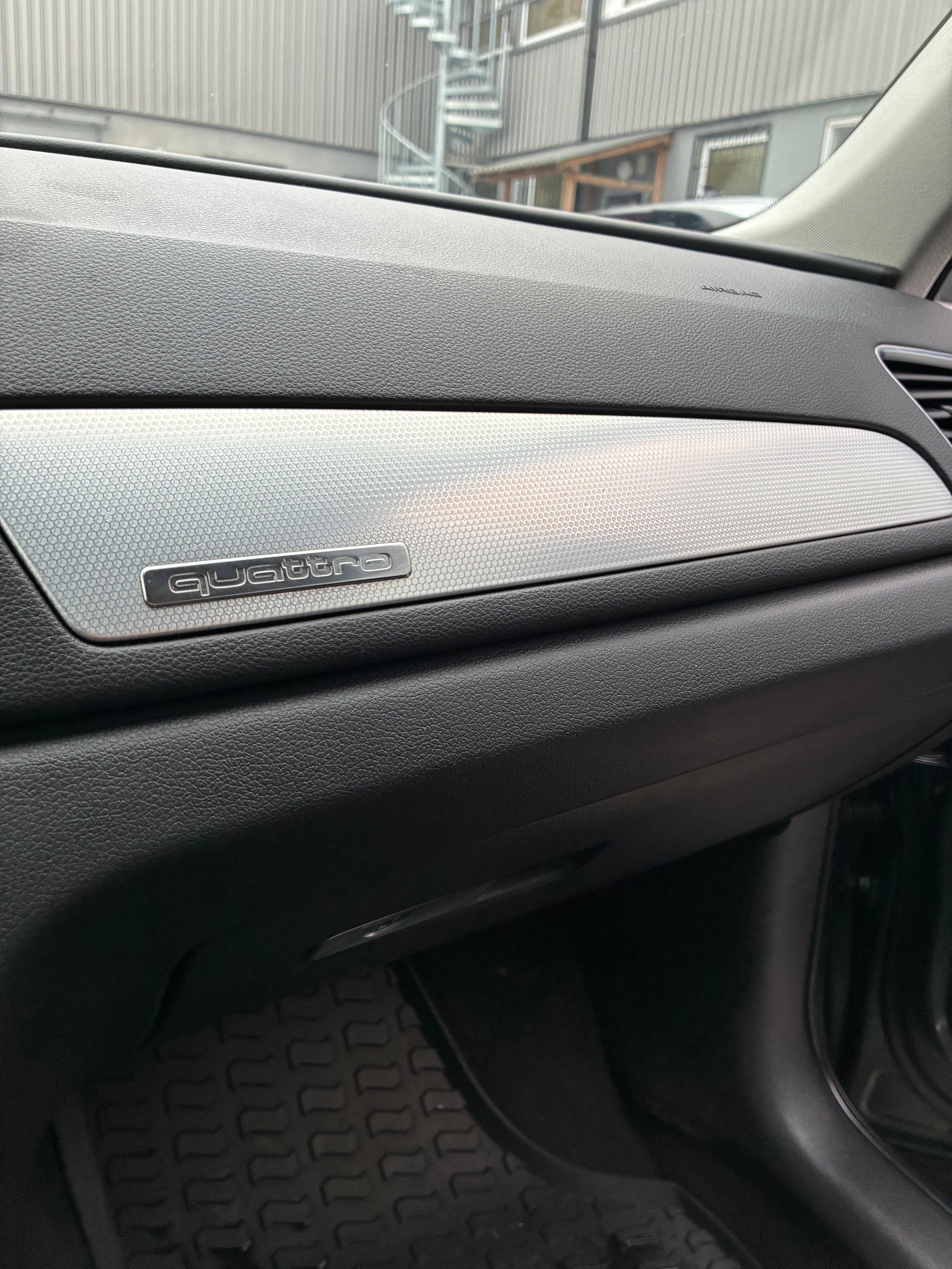 Audi Q3 2012, bild 5/7