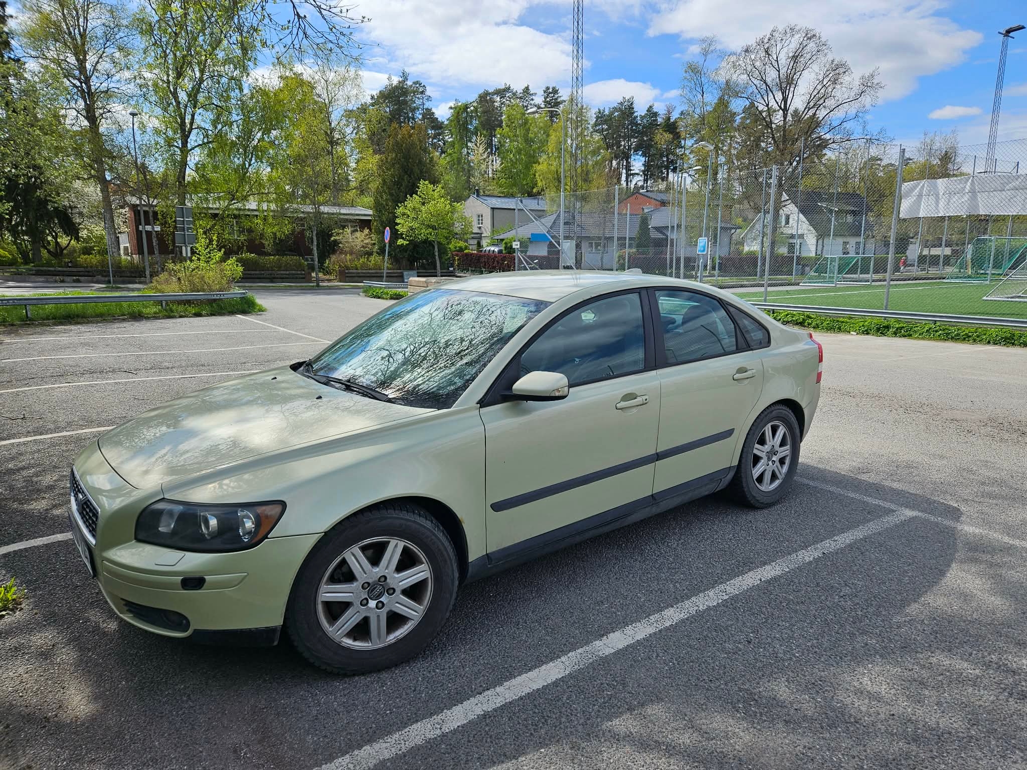 Volvo S40 2.4 Automatisk 2005, bild 2/7