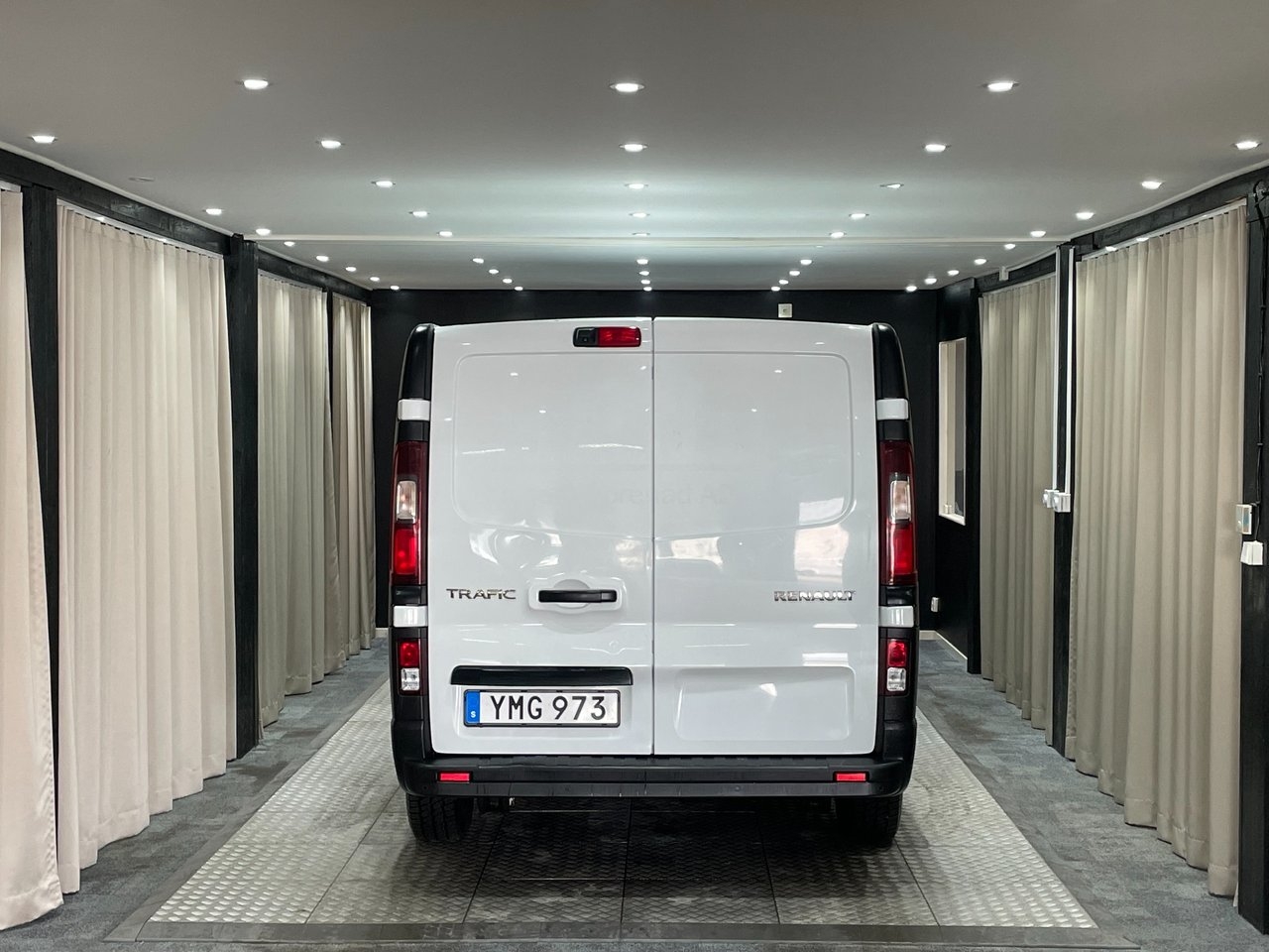 Renault Trafic 2017, kuva 6/10