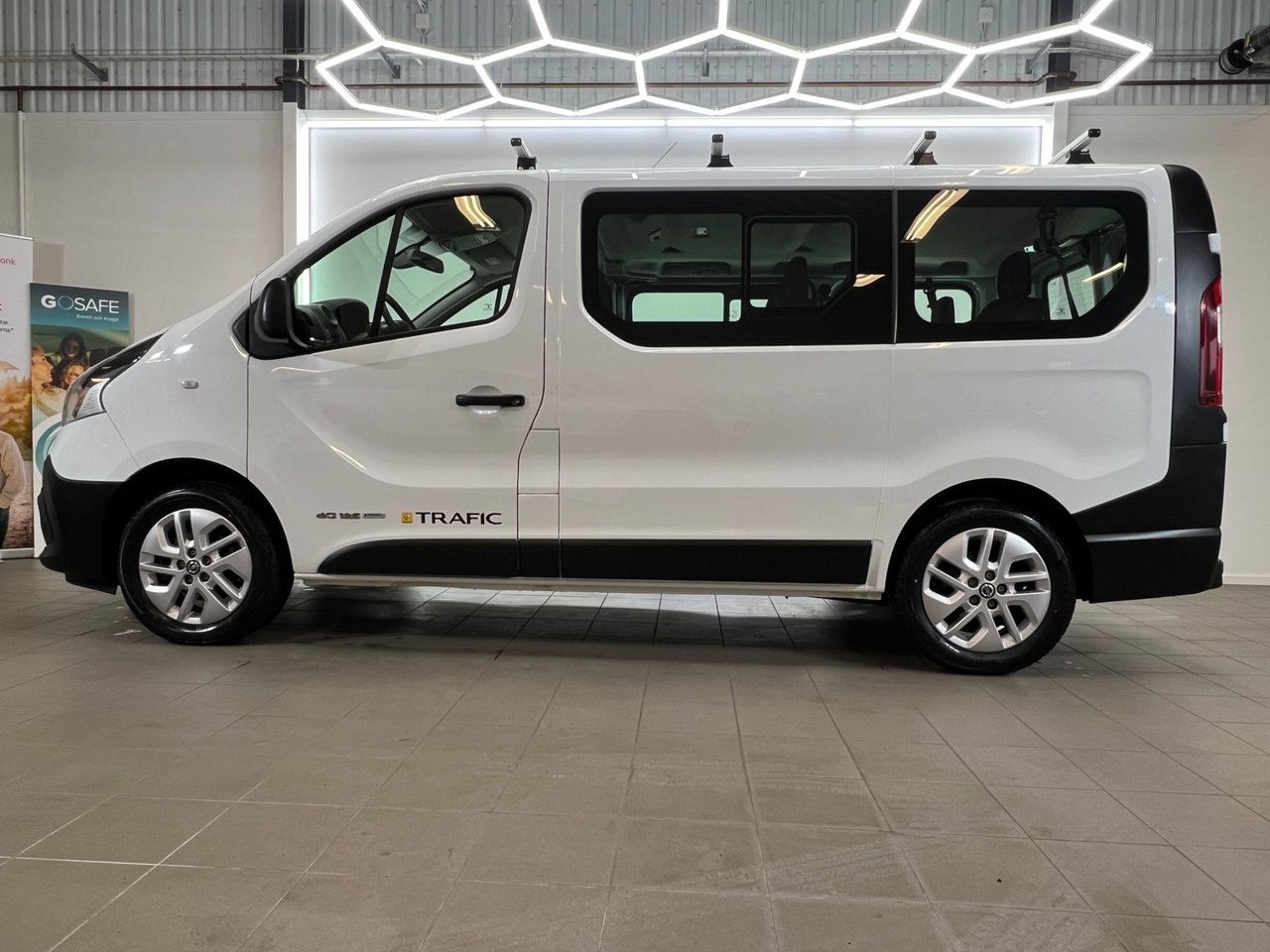Renault Trafic 2016, kuva 2/10