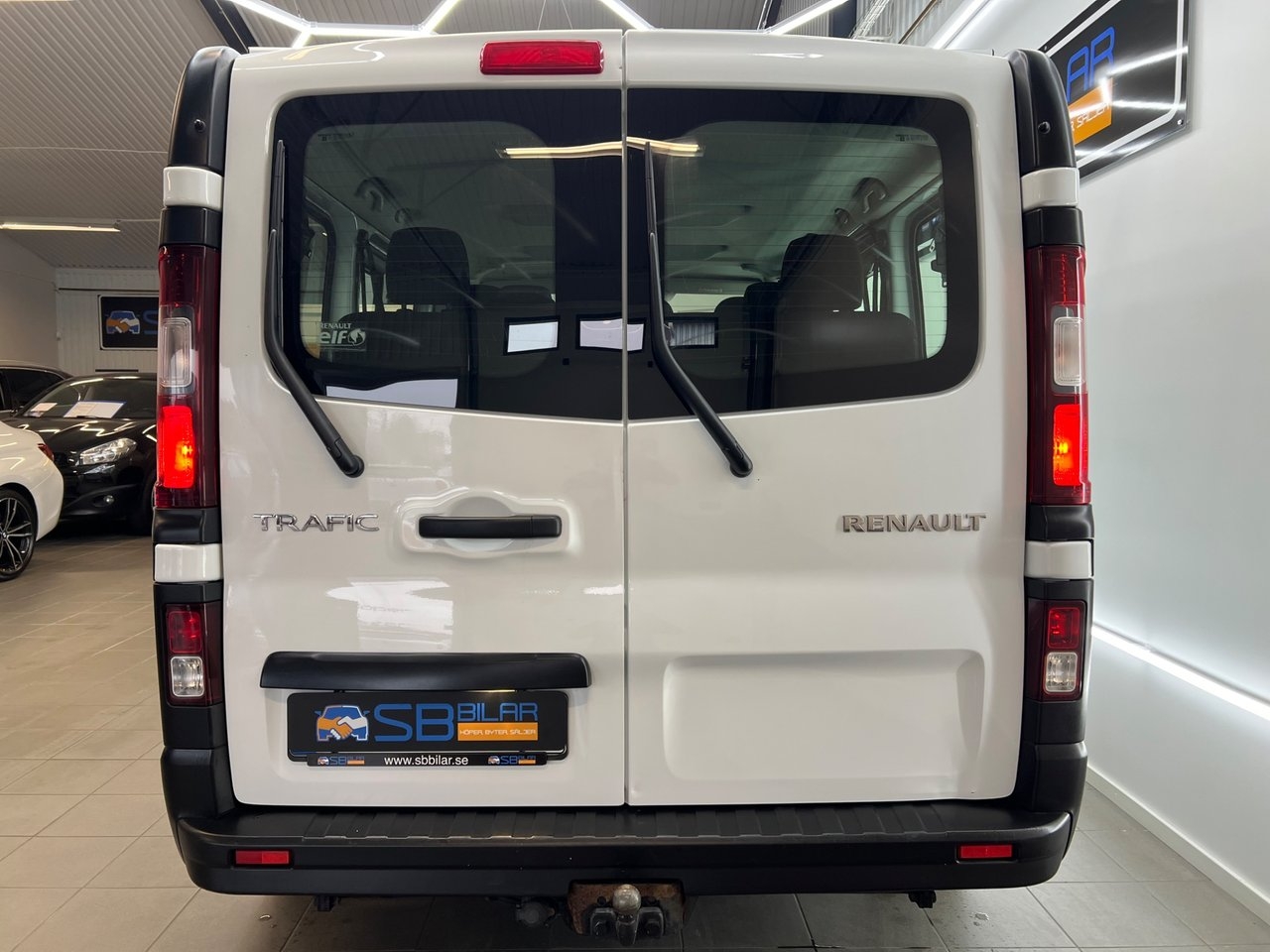Renault Trafic 2016, kuva 4/10