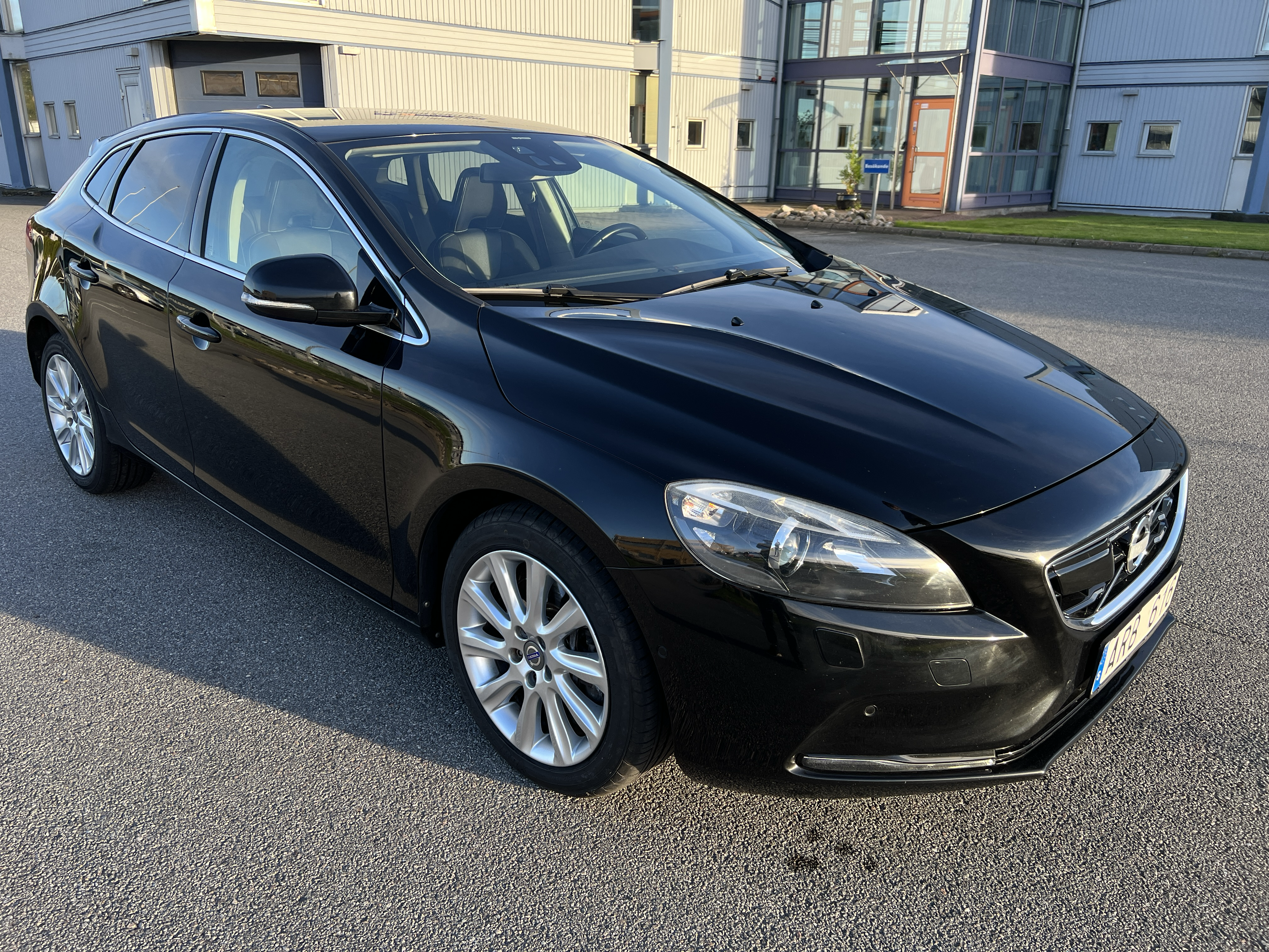 Volvo V40 2013, kuva 6/10