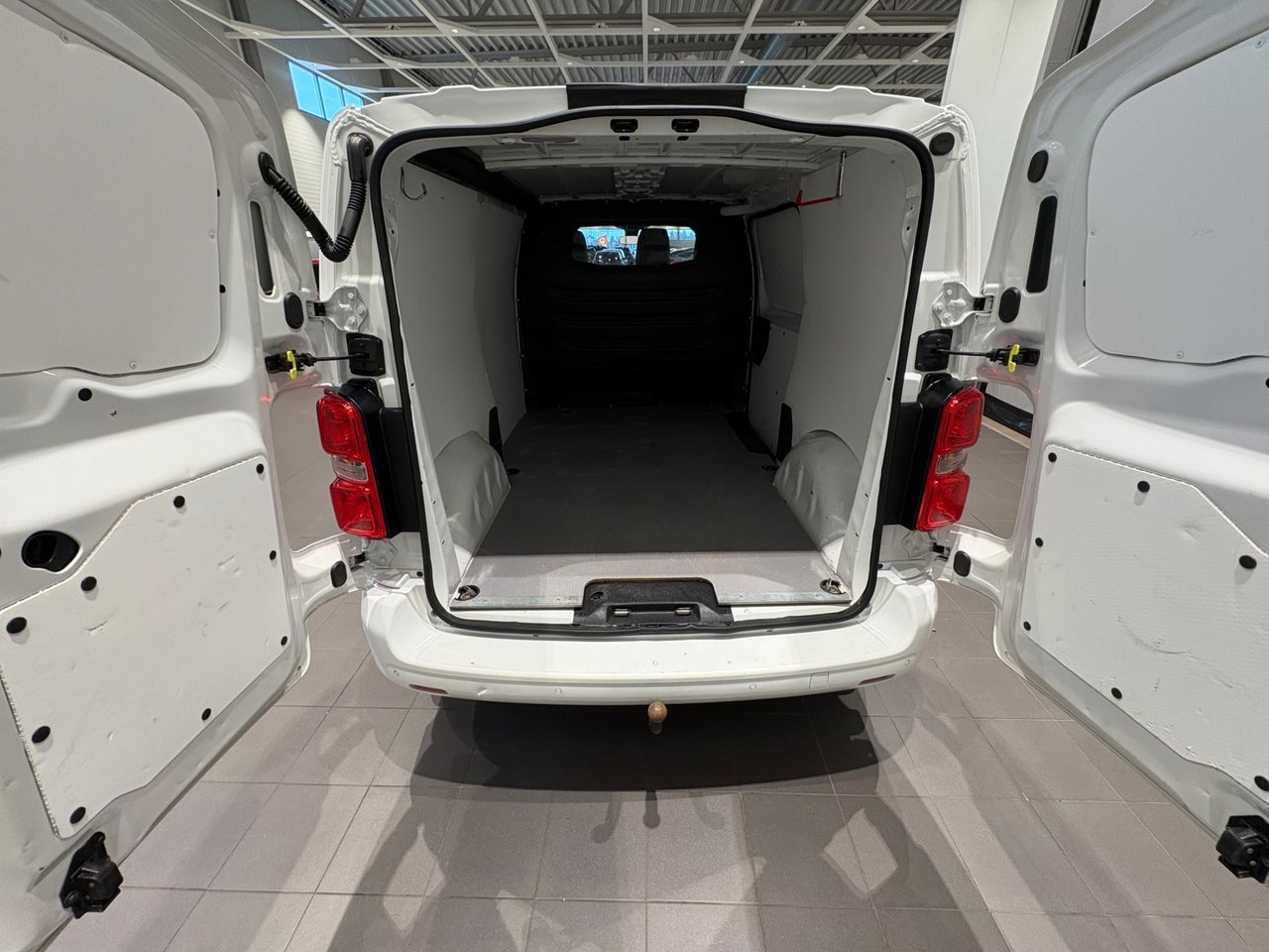 Peugeot Expert 2018, bild 6/10