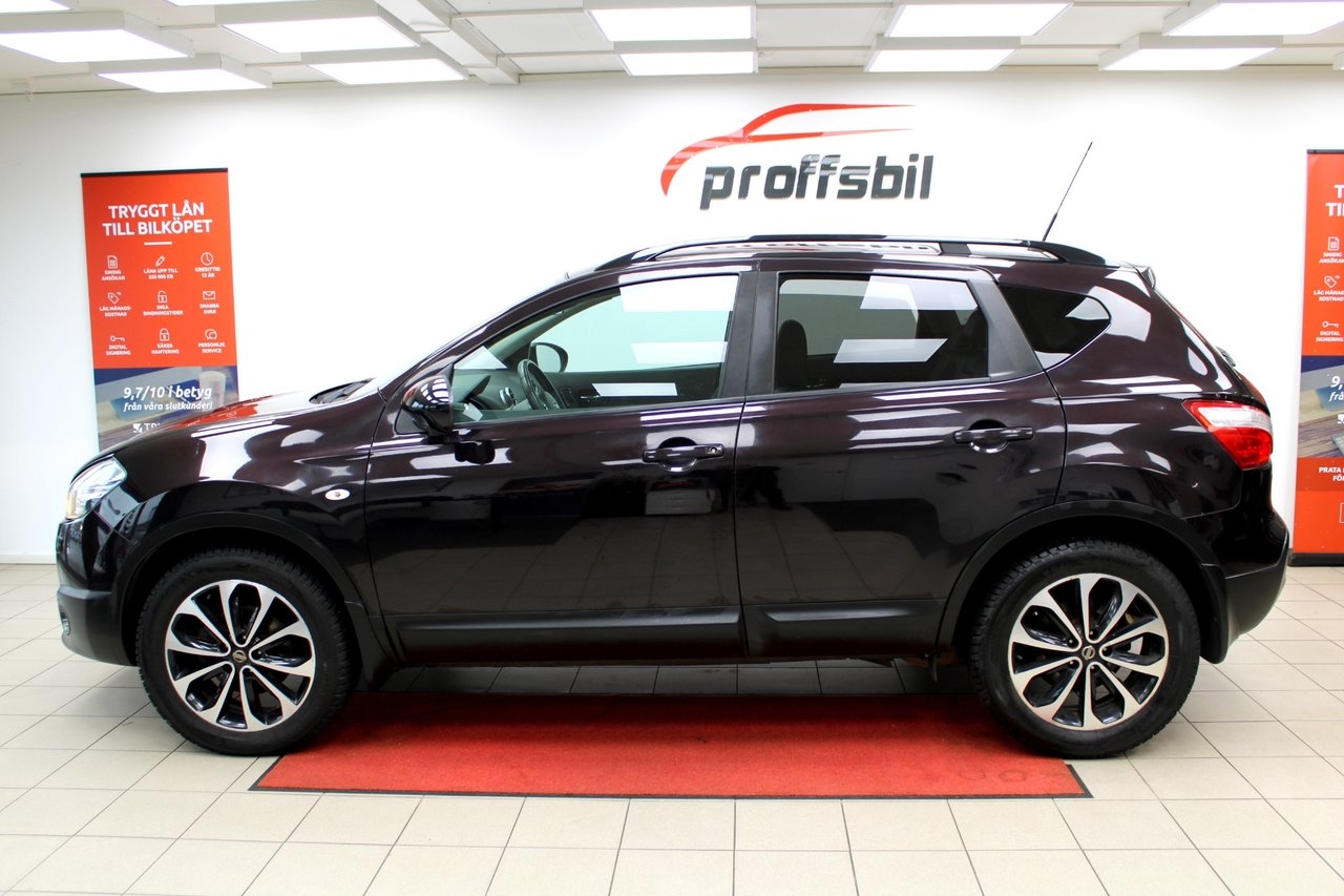 Nissan Qashqai 2.0 dCi 4x4 2013, photo 2/10