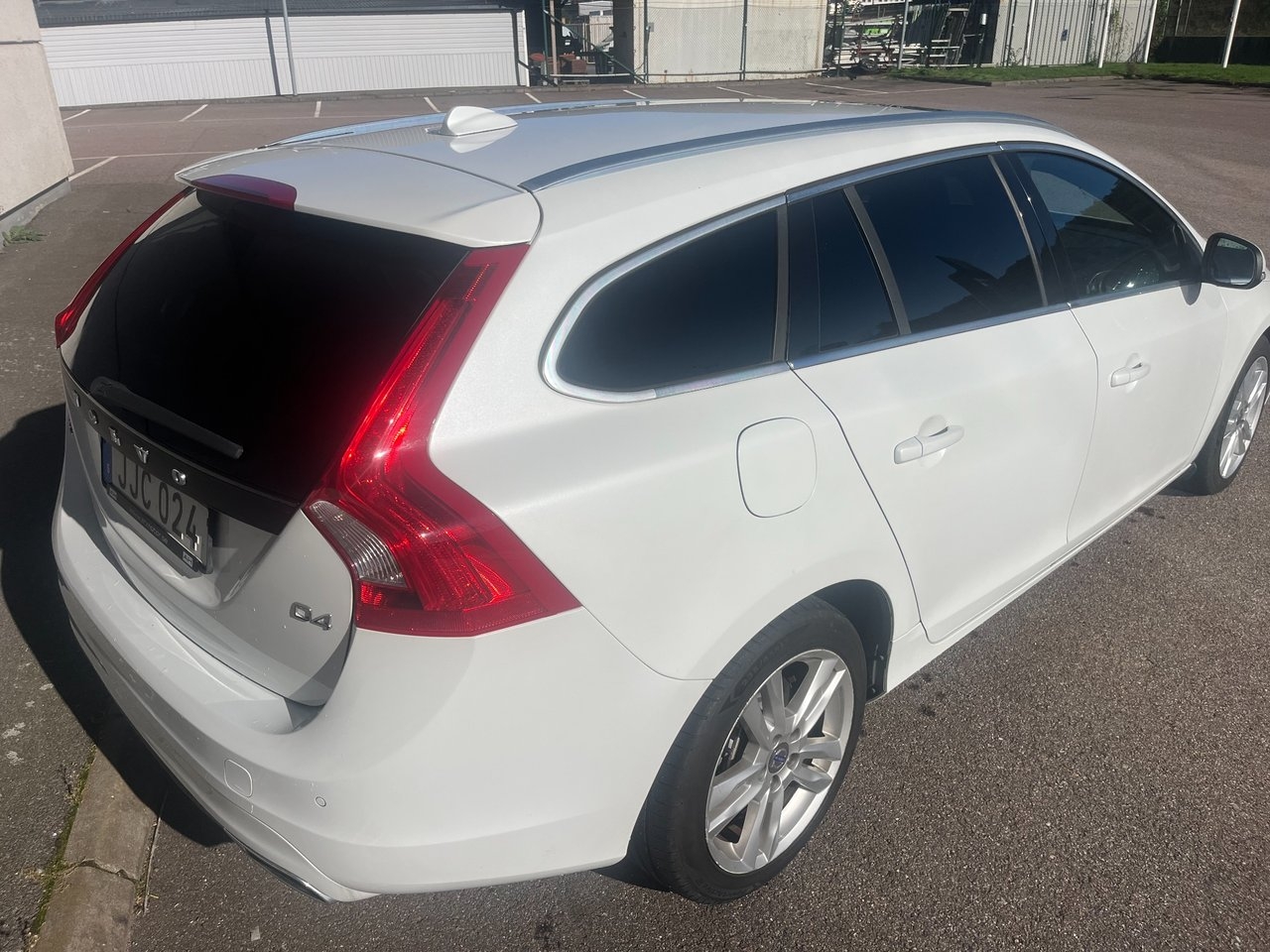 Volvo V60 D4 Geartronic Summum Euro 6 2014, bild 6/21