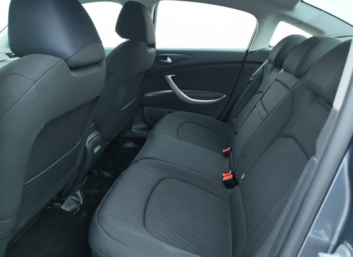 Citroen C5 Sedan 2.0 Bioflex 2009, bild 5/7